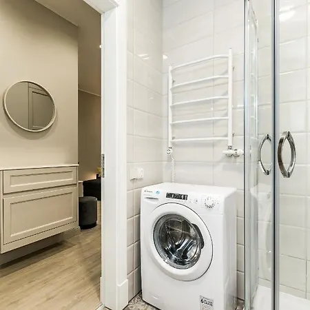 Apartament Cozy Flat. Art Nouveau Building, Near The Center *