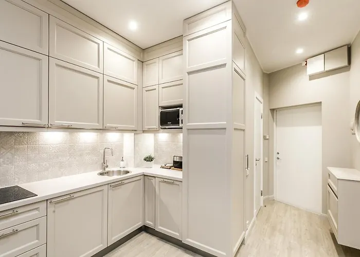 Cozy Flat. Art Nouveau Building, Near The Center *